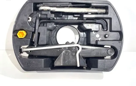 Citroen C4 II Picasso Other interior part 9805820580