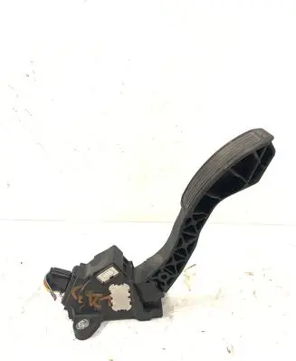 Toyota Auris 150 Accelerator throttle pedal 7811002011