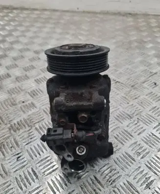 Audi A5 8T 8F Air conditioning (A/C) compressor (pump) 8K0260805F