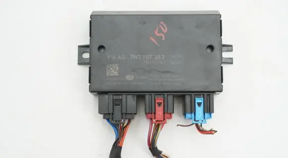 Volkswagen PASSAT B7 Tow bar trailer control unit/module 7N0907383