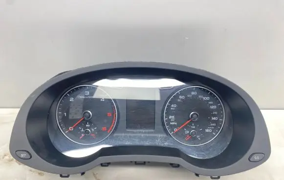 Audi Q3 8U Speedometer (instrument cluster) 8U0920980E A2C53363511 A2C53364033