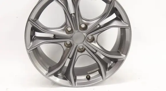 Ford Focus R17 alloy rim 
