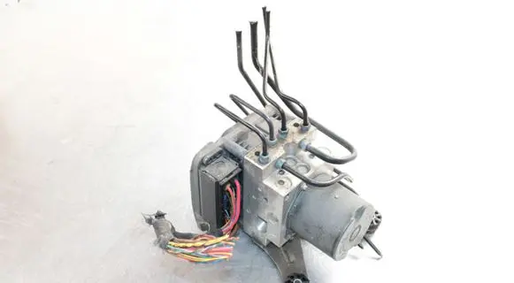 BMW 5 F10 F11 ABS Pump 6799517 6799515