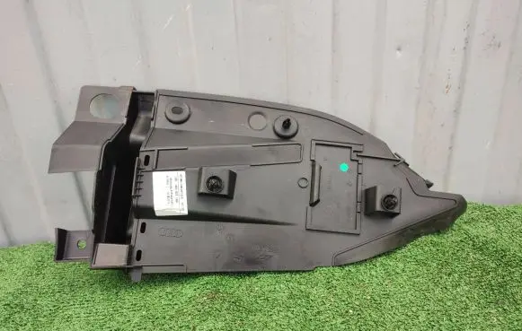 Audi e-tron Wiper trim 4KE821169