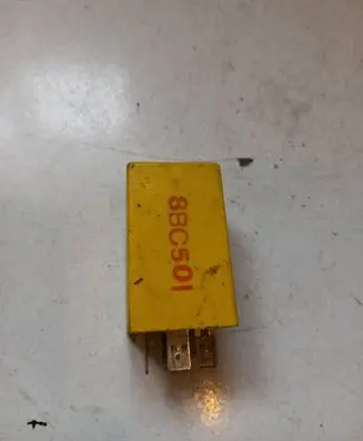 Ford Escort Other relay 85GG13C718AA 68125