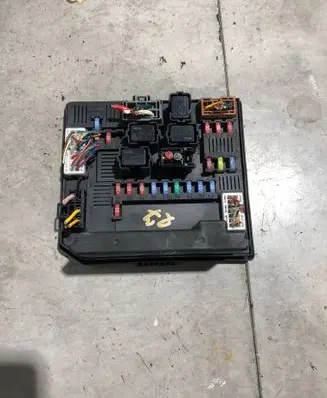 Nissan Qashqai+2 Fuse module 284B7BB01D