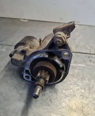 Volkswagen Jetta II Starter motor 1005821499