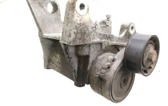 Peugeot 307 Generator/alternator bracket 9636301380