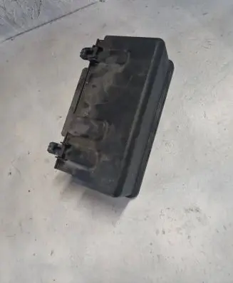 Volvo V40 Fuse box cover 30659177