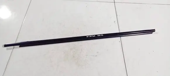 Toyota Corolla E120 E130 Front door glass trim molding 