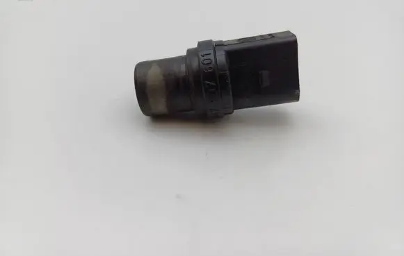 Skoda Fabia Mk1 (6Y) Crankshaft position sensor 047907601