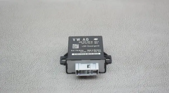 Audi A4 S4 B8 8K Light module LCM 4H0907357B
