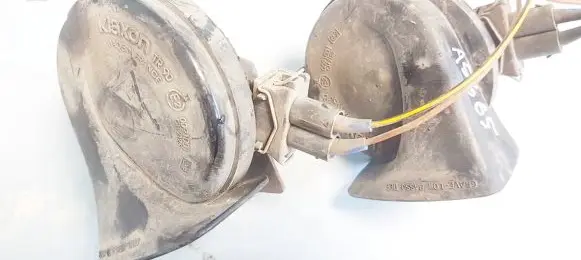 Audi A4 S4 B5 8D Horn signal e20091001