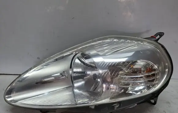 Fiat Grande Punto Headlight/headlamp S27647429 89101387