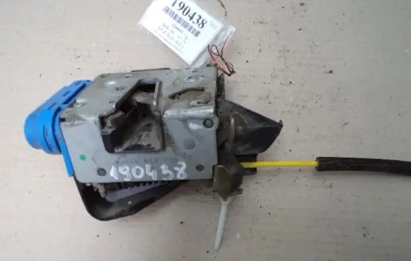 Audi A4 S4 B5 8D Rear door lock