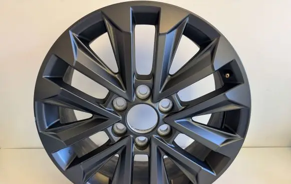 Toyota Land Cruiser J250 R20 alloy rim 