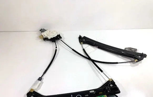 BMW 2 F22 F23 Front door window regulator with motor 