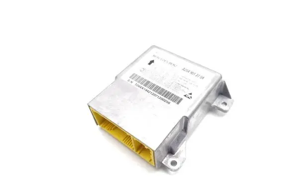 Mercedes-Benz C AMG W204 Airbag control unit/module A2049012704 5WK44739