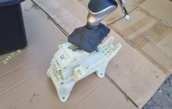 KIA Xceed Gear selector/shifter in gearbox 46700-M6210KB
