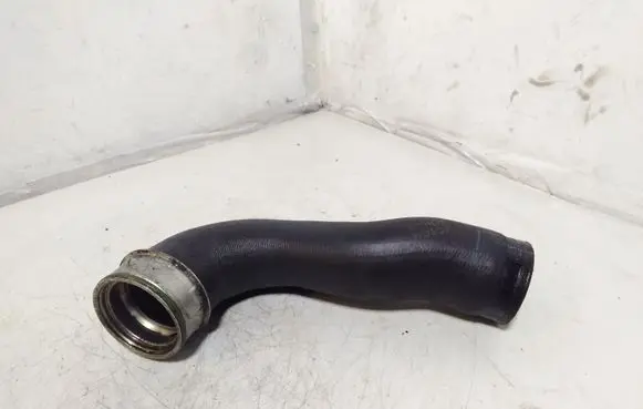 Volkswagen Golf VI Intercooler hose/pipe