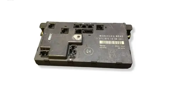 Mercedes-Benz E W211 Door control unit/module 2118701026 00401605
