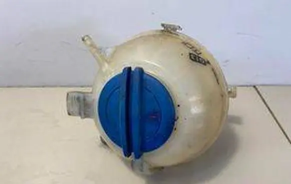 Seat Ibiza IV (6J,6P) Coolant expansion tank/reservoir 6Q0121407B