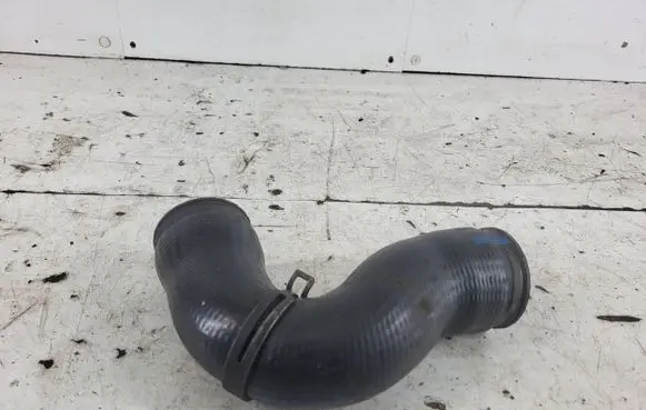 Volkswagen Golf IV Intercooler hose/pipe 05140799