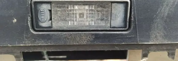 Peugeot 607 Number plate light