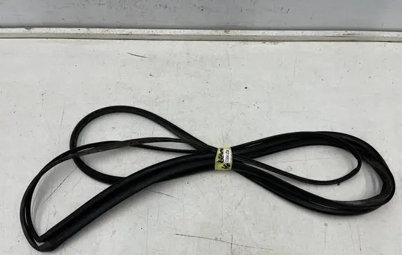 Peugeot Boxer Windshield trim 