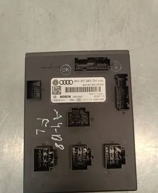 Audi A4 S4 B8 8K Comfort/convenience module 8K0907063DH 08016001