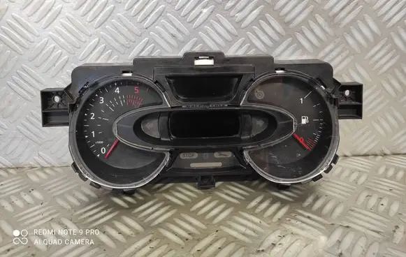 Speedometer (instrument cluster)