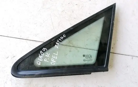 Opel Zafira A Front triangle window/glass 