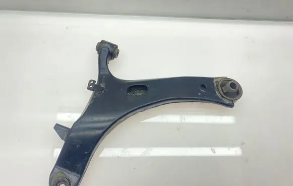 Subaru Outback Front lower control arm/wishbone MGZ124007