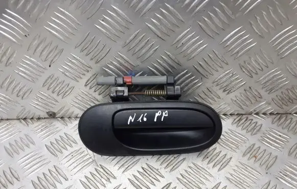 Nissan Almera N16 Front door exterior handle/bracket SA830613