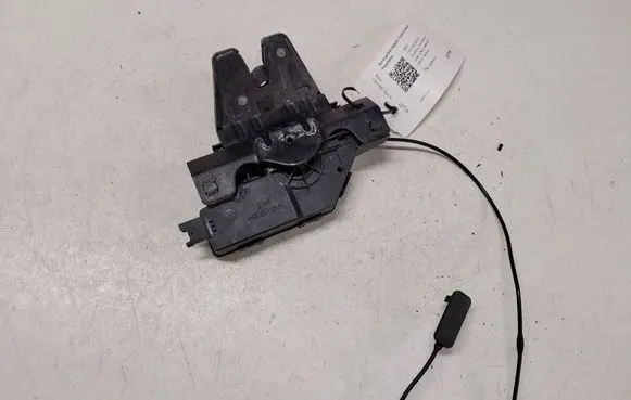 BMW 1 E81 E87 Tailgate/trunk/boot lock/catch/latch 7840617