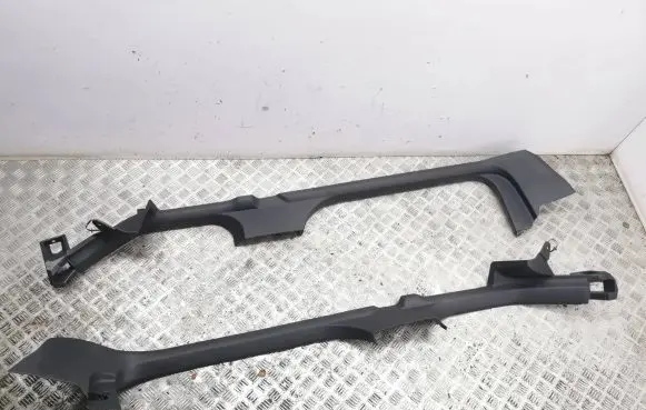 Seat Ibiza V (KJ) Front sill trim cover 6F0863483B 6F0863484B