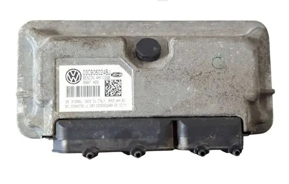 Volkswagen Polo V 6R Engine control unit/module 03C906024BJ 0094735 03C906024BH