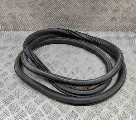 Volkswagen Caddy Rubber seal rear door 2K5843792D