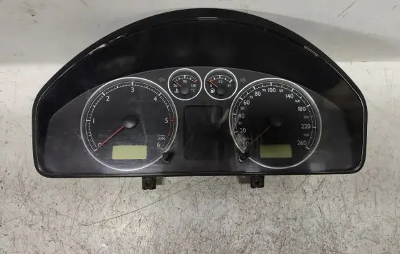 Volkswagen Sharan Speedometer (instrument cluster) 7M3920820H
