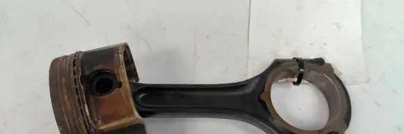 Mercedes-Benz C W203 Piston with connecting rod