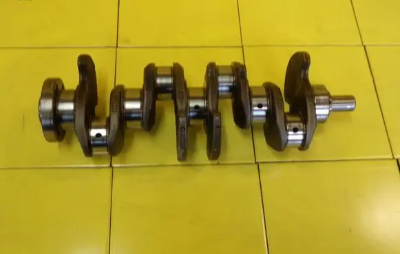 Volkswagen Golf VI Crankshaft CAX