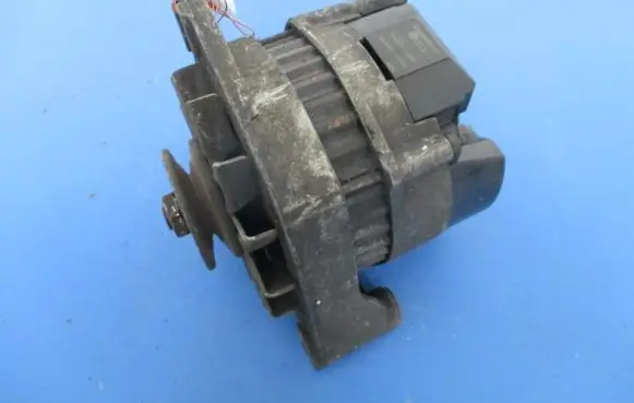 Volkswagen Polo II 86C 2F Generator/alternator