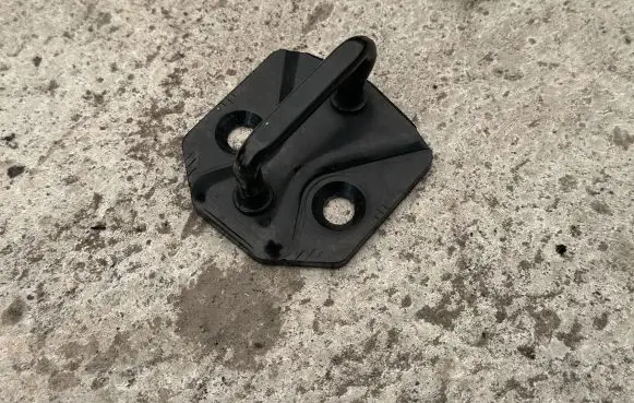 Volvo V60 Front door lock loop/hook striker 