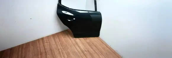 Dacia Sandero III Rear door 821002247R