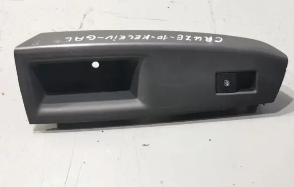 Chevrolet Cruze Electric window control switch 13305368