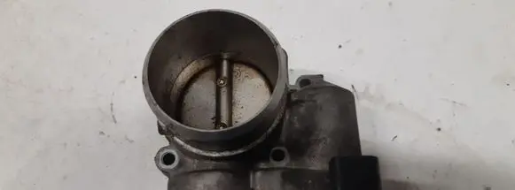 Audi A6 S6 C5 4B Throttle valve 06B133062M