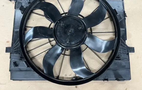 Mercedes-Benz EQC Electric radiator cooling fan A0999063902 0130707484