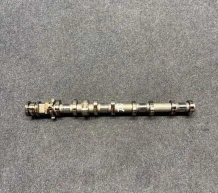 BMW 5 F10 F11 Camshaft 7613931