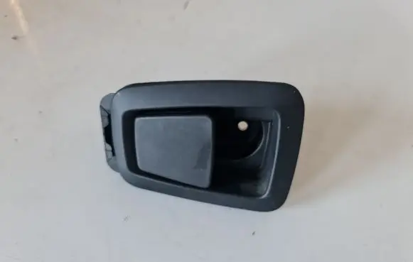 Volvo XC90 Engine bonnet (hood) release handle 31651260