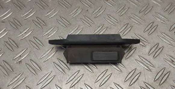 Toyota Auris E180 Tailgate opening switch 